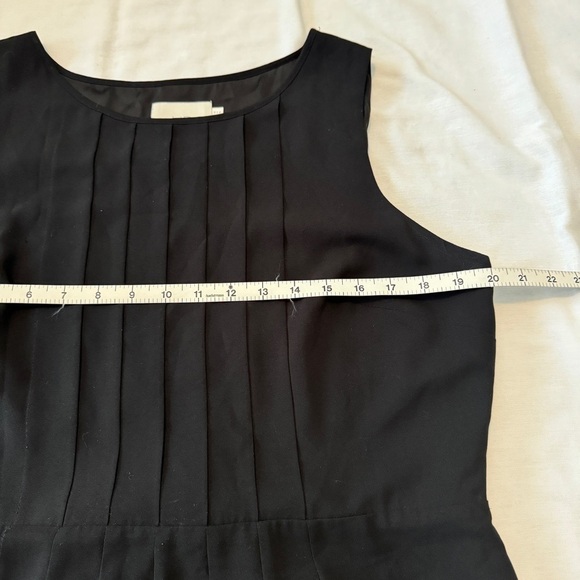 HD in Paris Anthropologie 14 ‘Little Black Dress’ Pleated Classic Capsule - Picture 5 of 9